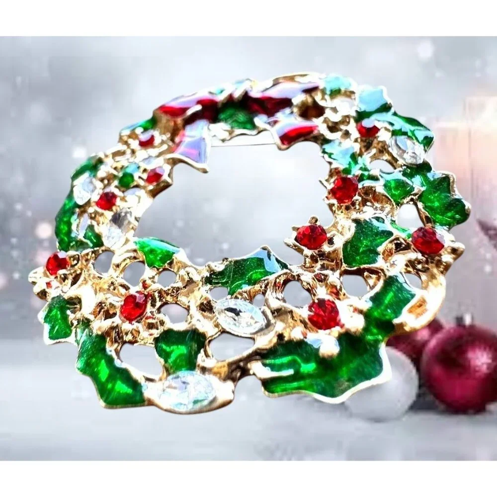 Christmas Wreath Pin Brooch New Red Green Crystal Bow Festive Holidays Nostalgic